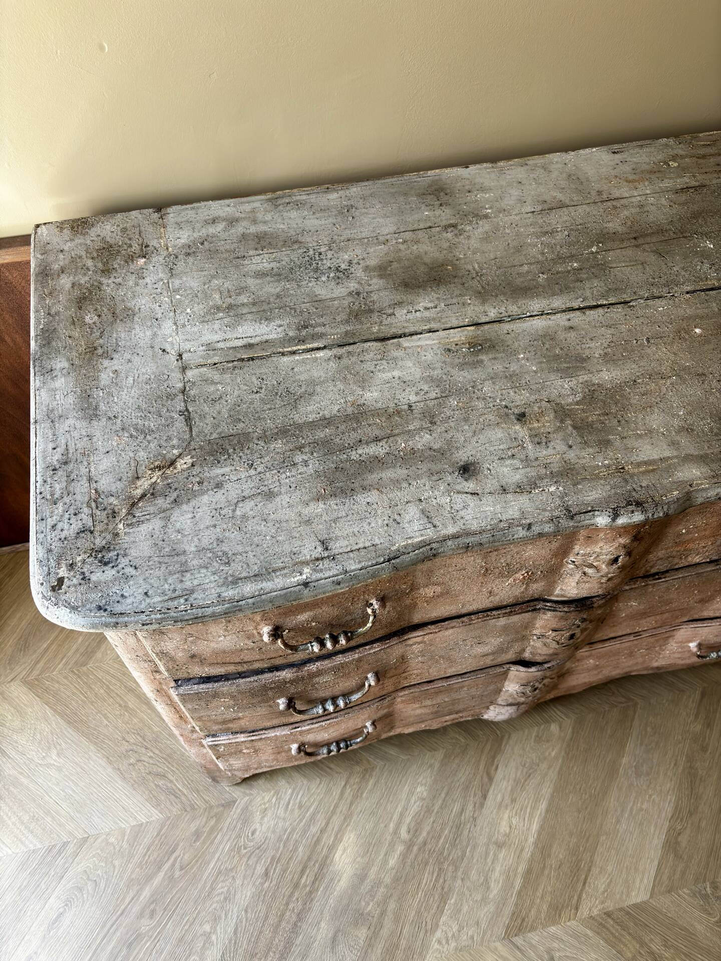 18th-century commode with a patina