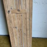 Wardrobe with 1 raw wood door