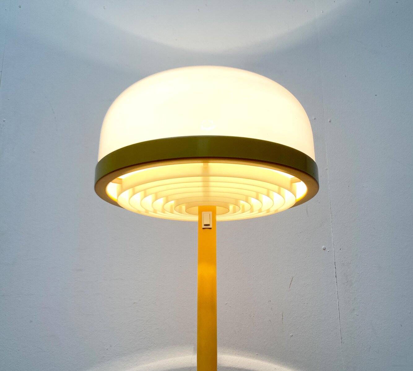 Lampe de table champignon allemande de l'ère spatiale Mid-Century de Kaiser Idell / Kaiser Leuchten, années 1960