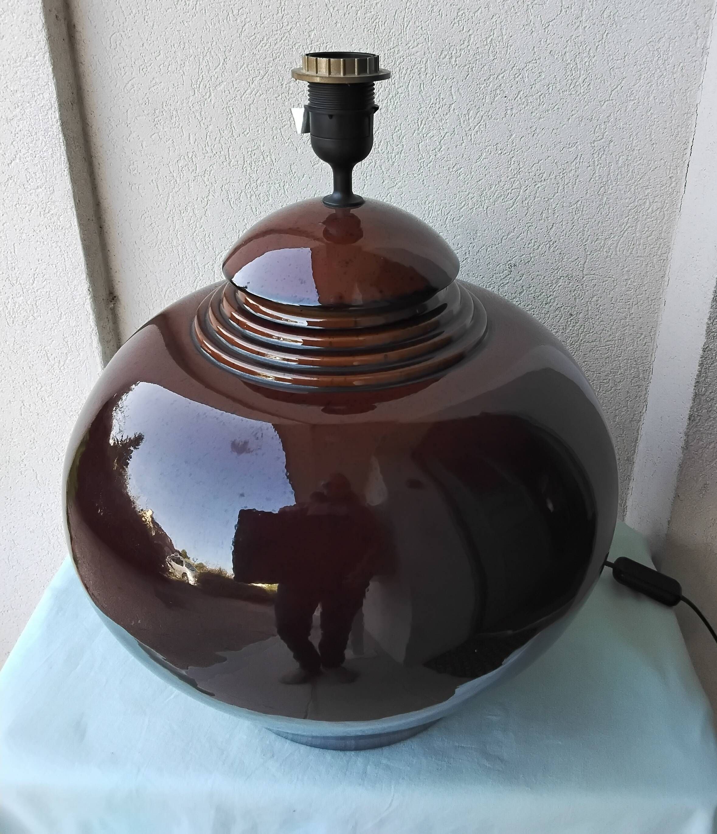 Ceramic lamp base