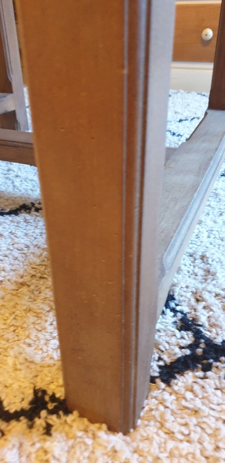 Kitchen table