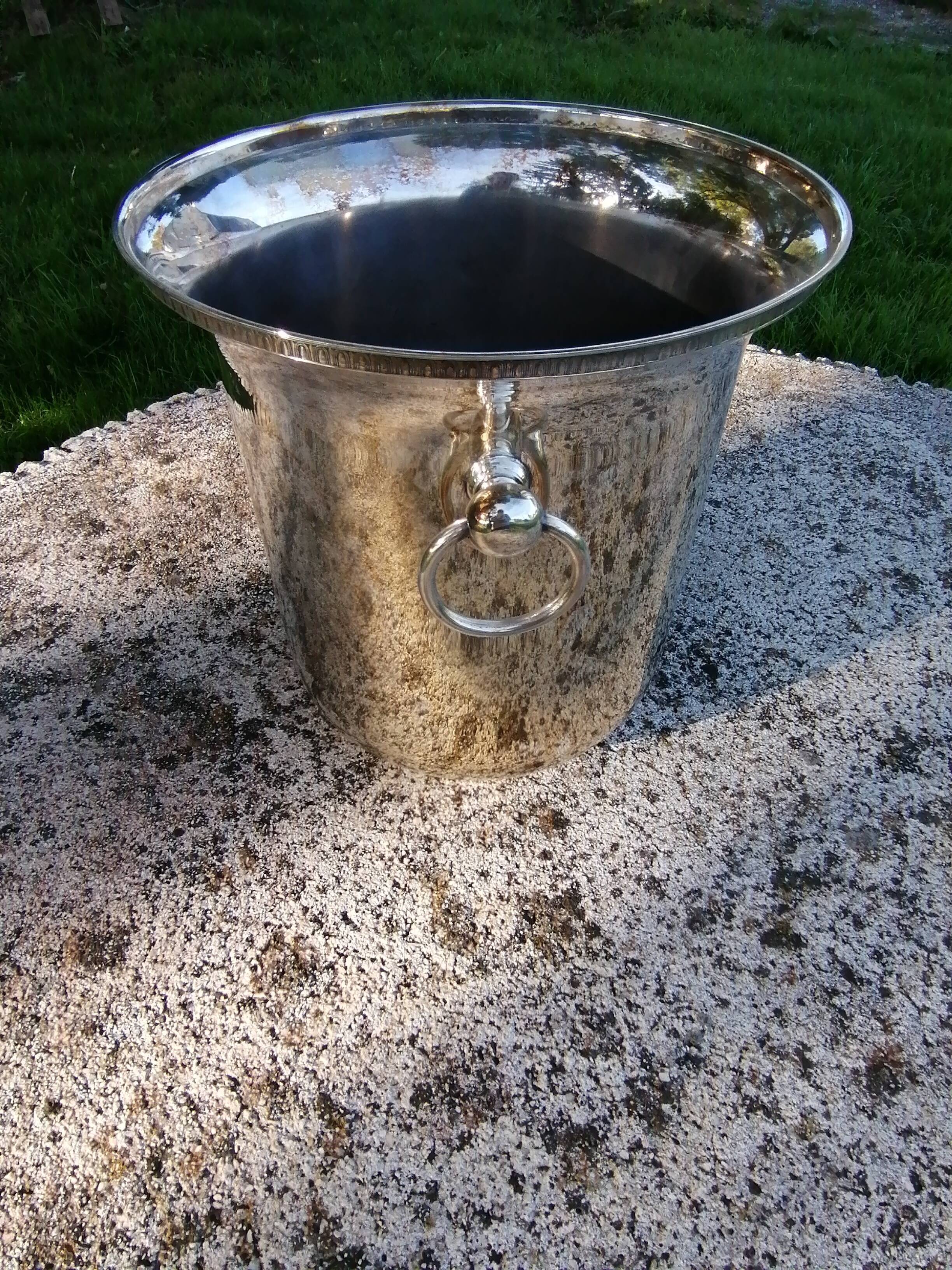Silver metal champagne bucket