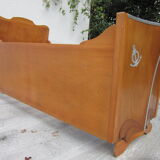 Child bed wood shape bow of boat
