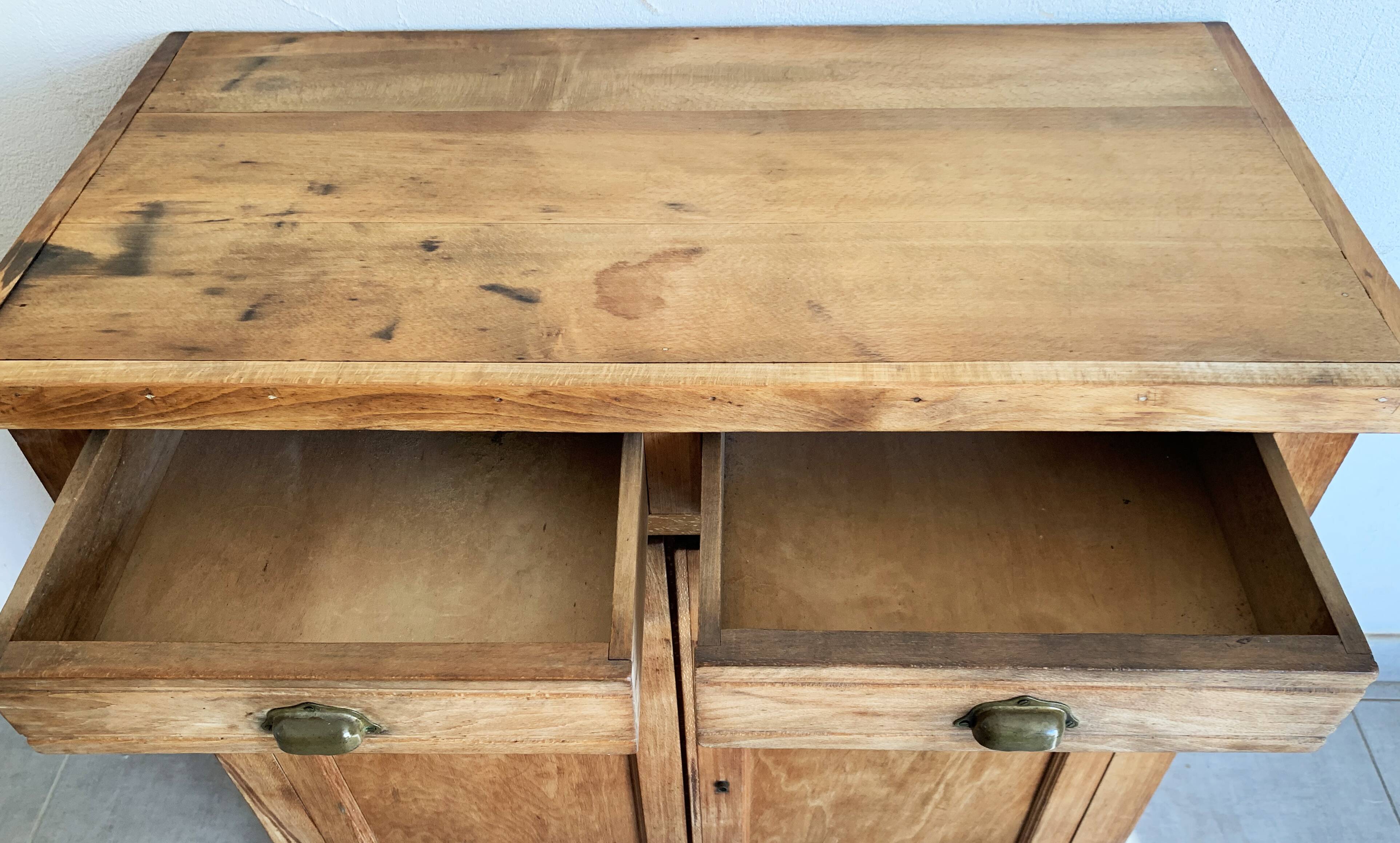 Vintage Parisian buffet in solid oak from the 60s