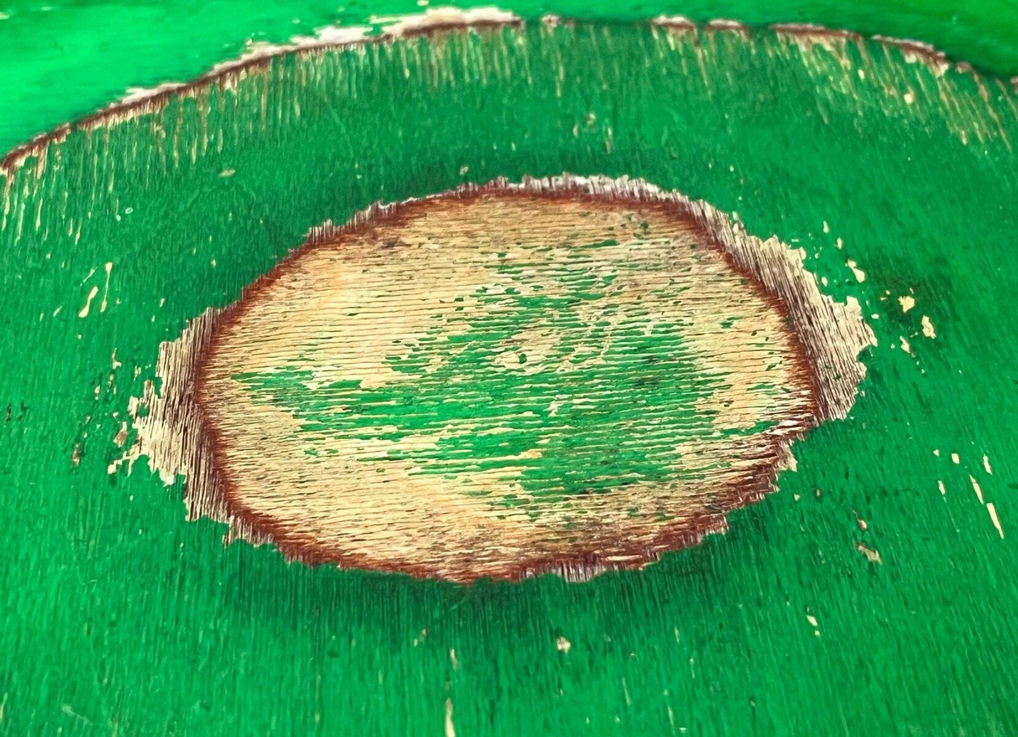 Modern mid-century bowl in wood by Paavo Asikainen, Finland, 1960s.