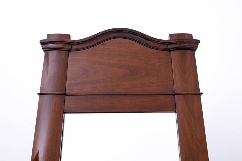 Large mahogany mirror, Northern Europe, turn of the 19th and 20th centuries.