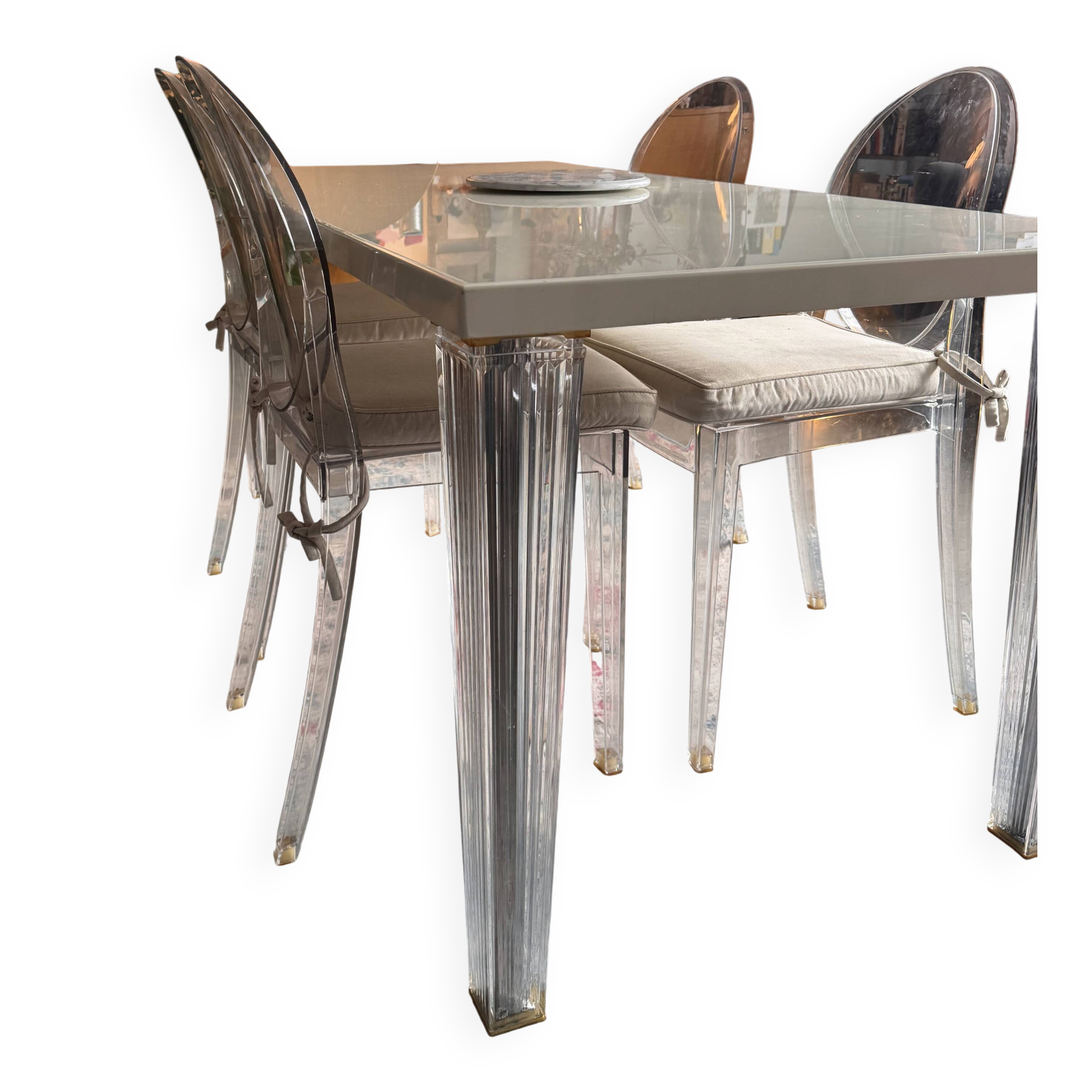 Kartell TopTop Table Philippe Starck – white glass – iconic design