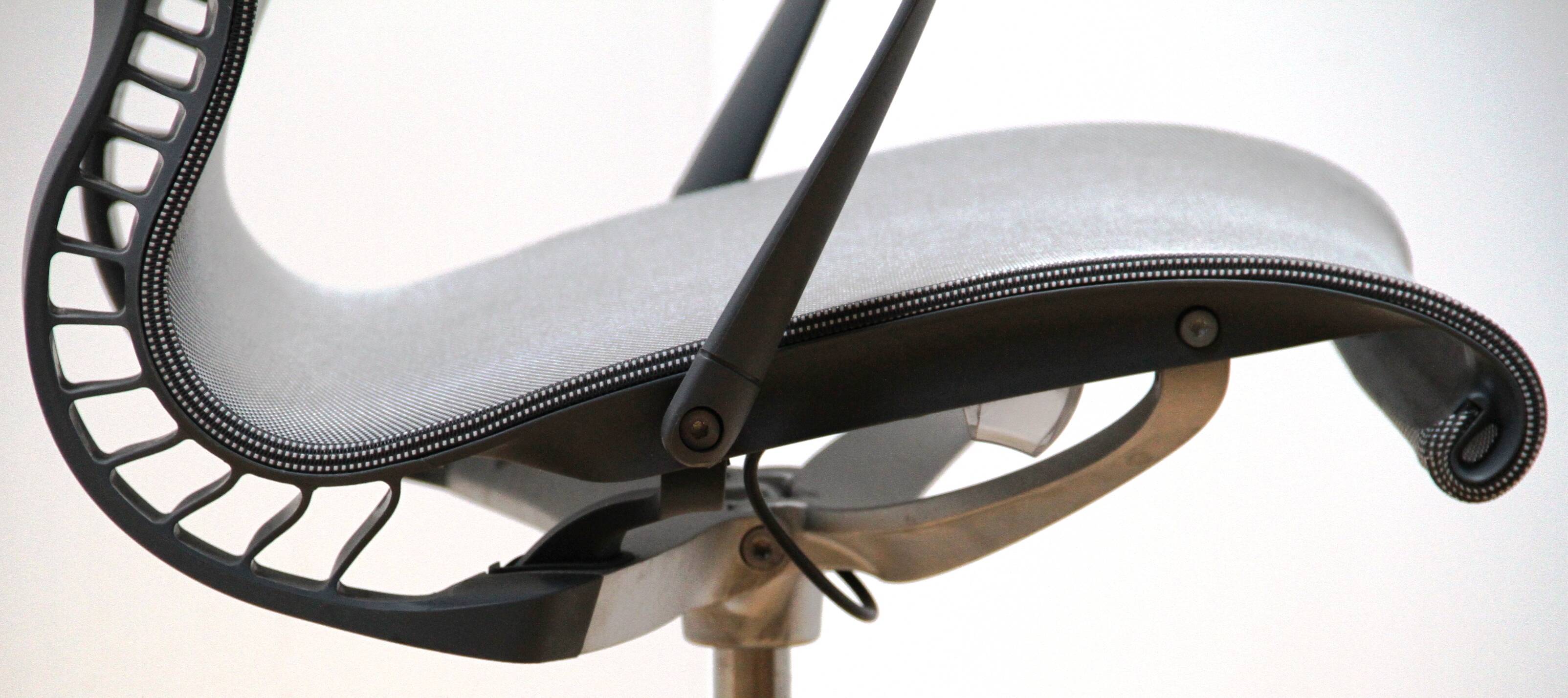 Suite de 8 fauteuils de bureau Setu, Herman Miller