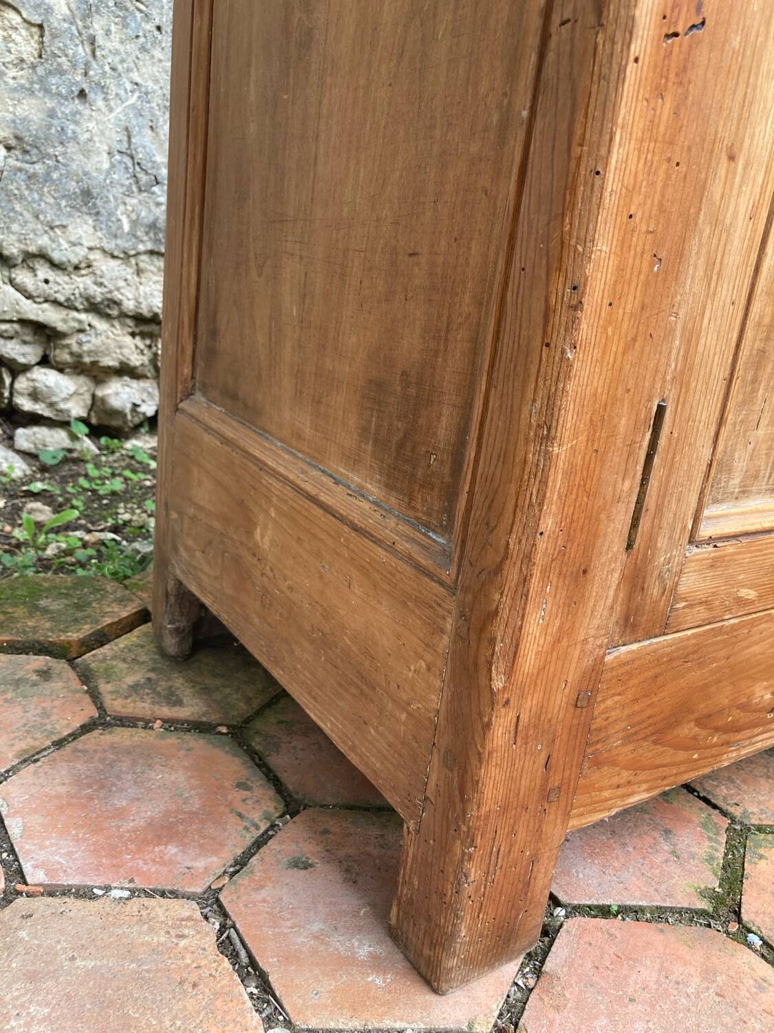 Vintage solid pine dresser