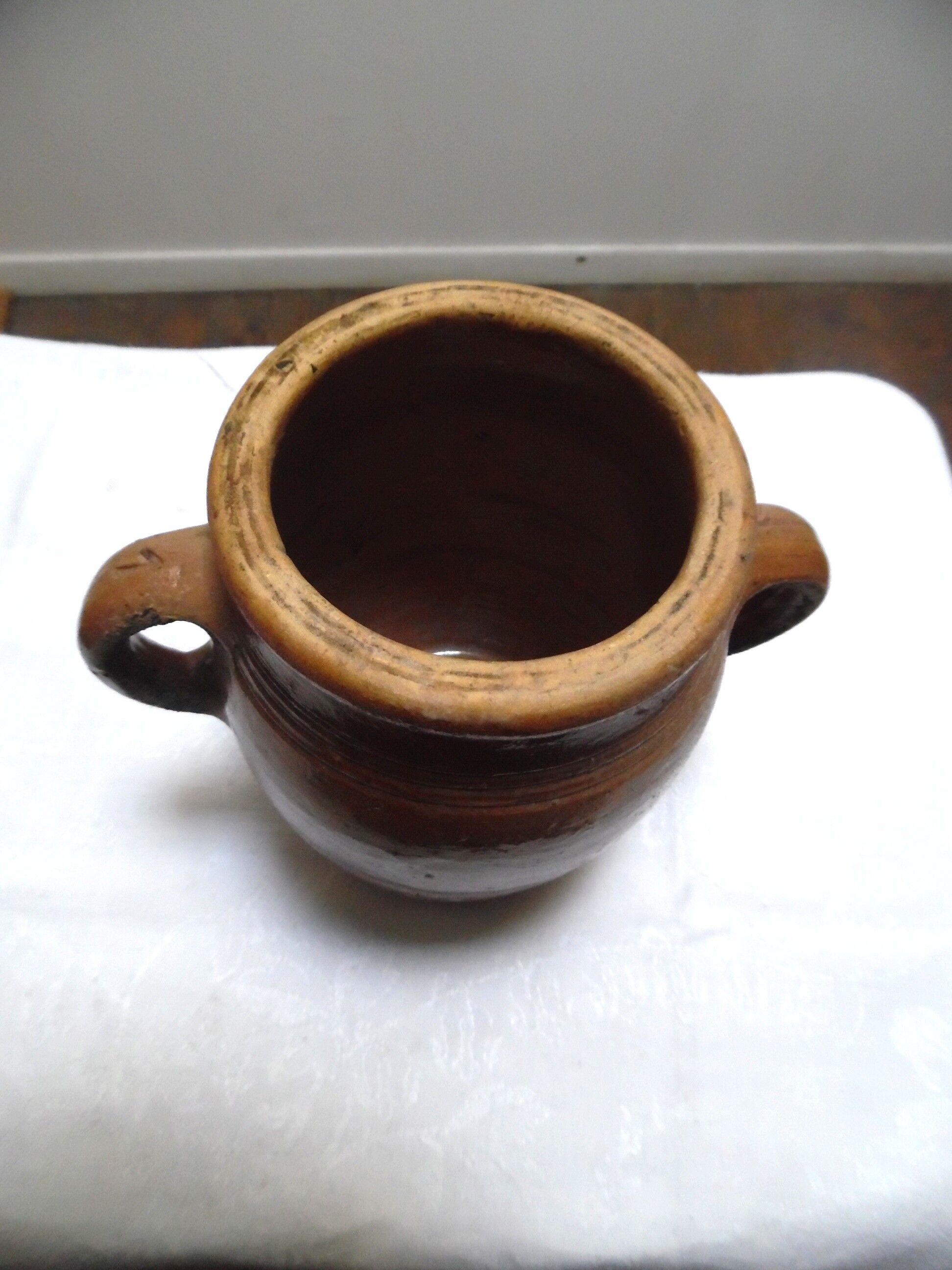Stoneware  pot