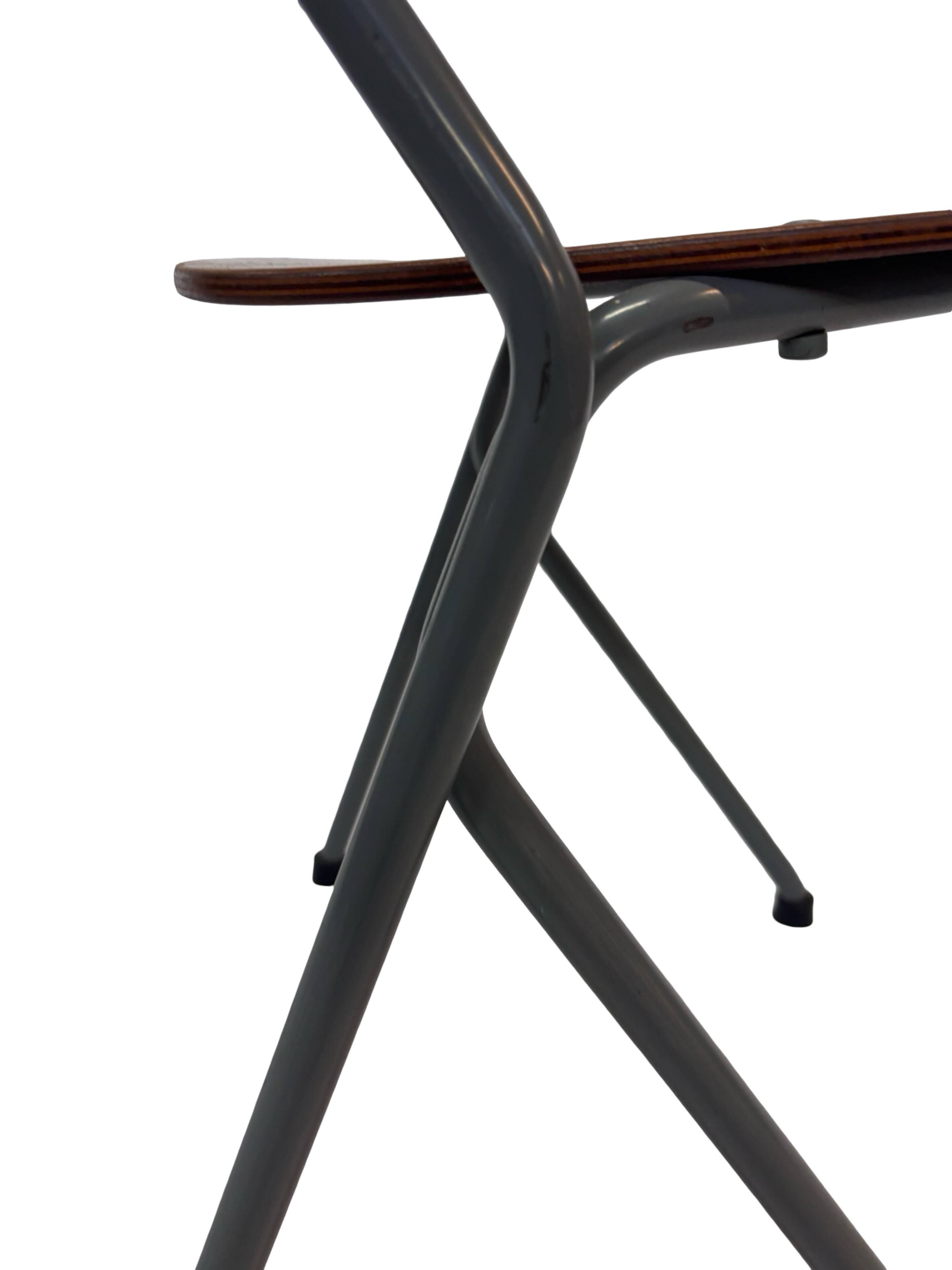 Vintage chair by Ahrend Cirkel 1960s minimalist Dutch design