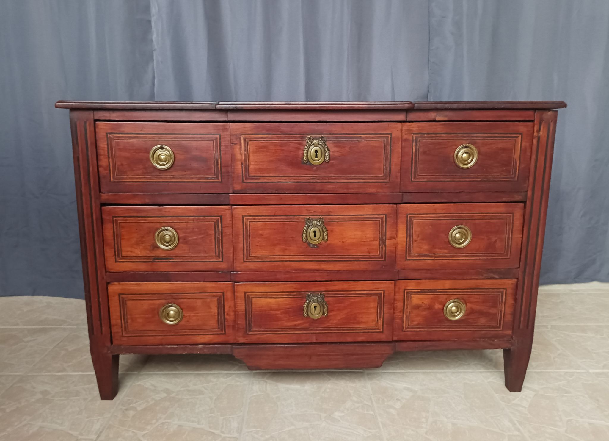 Louis XVI chest of drawers 18th