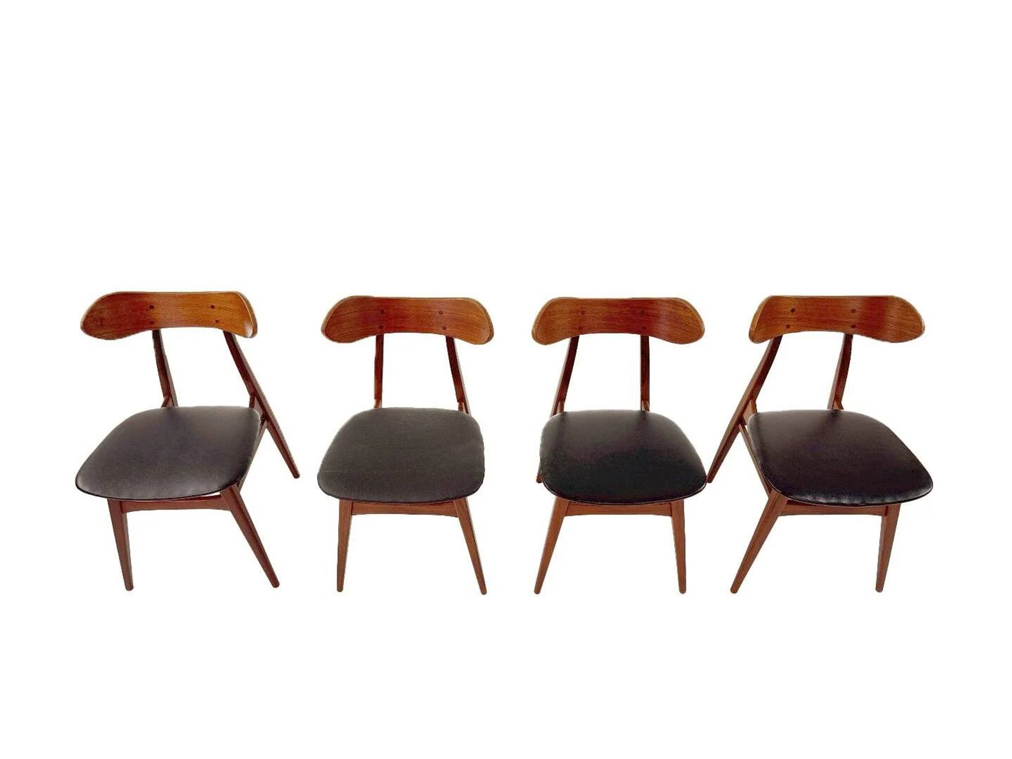 Louis van Teeffelen “Kastrup” dining chairs for Wébé – set of 4