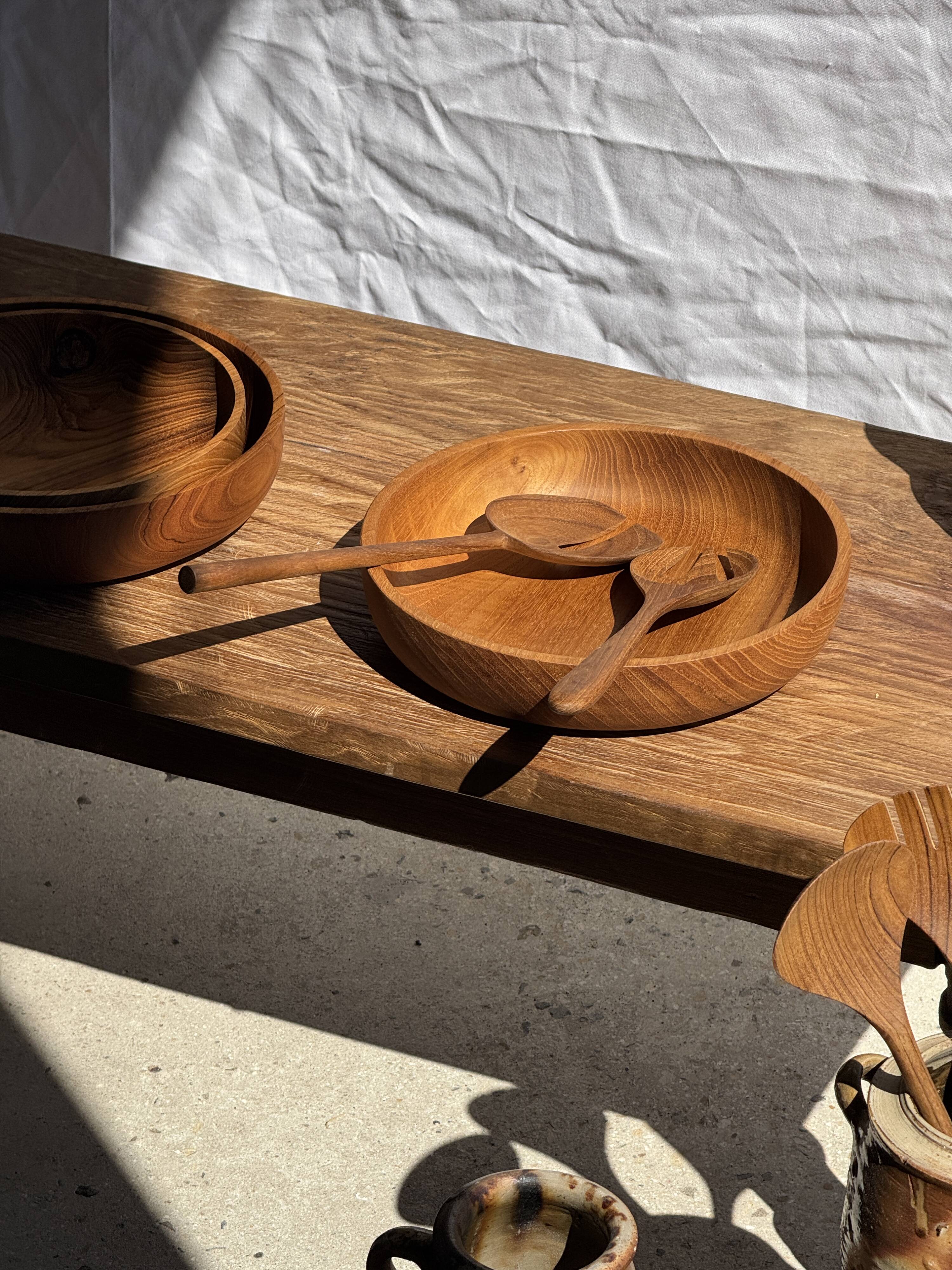 Salad server or large teak spoon, oval shape, split, L30 D9