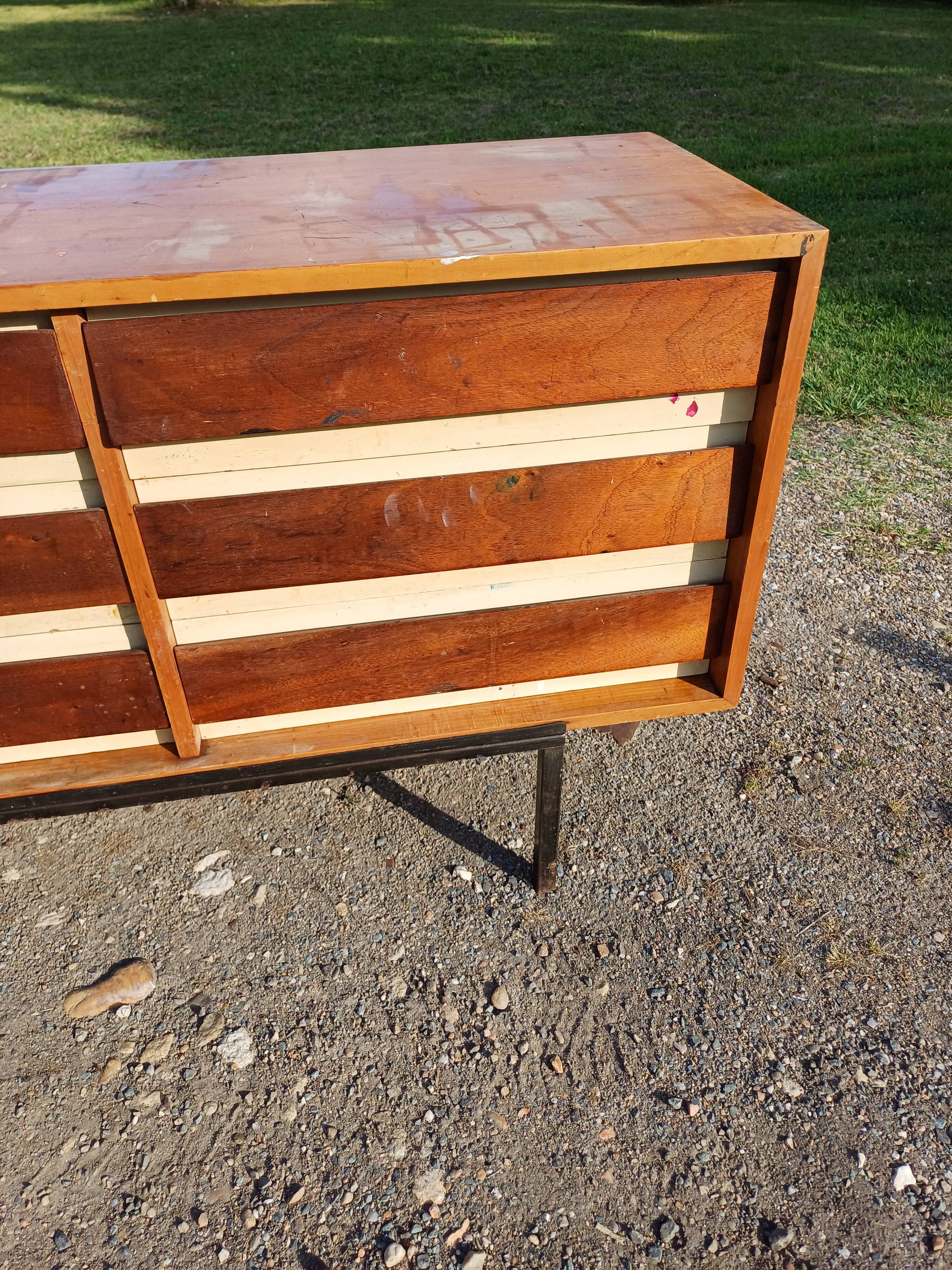 Furniture by René Fray, graduate of the Boule school, 1920