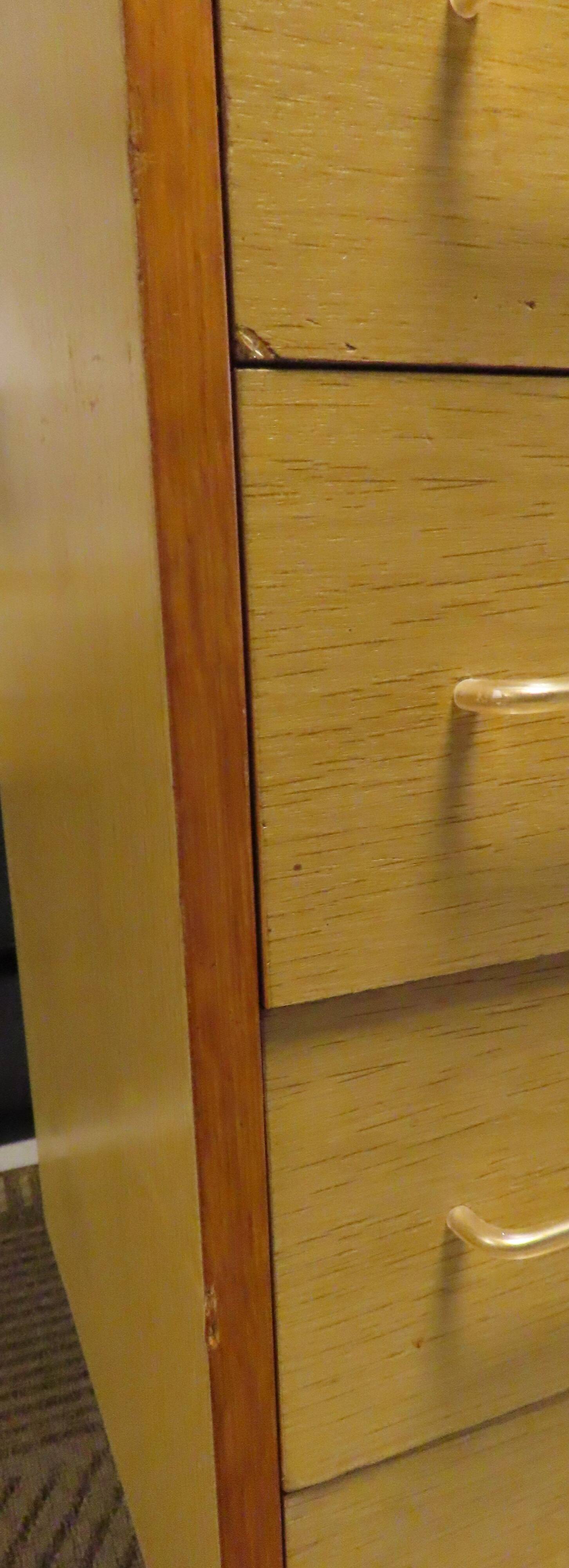 Vintage 4-drawer chest of drawers 1960