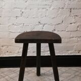 Half moon vacher tripod stool