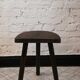 Tabouret tripode de vacher demi lune
