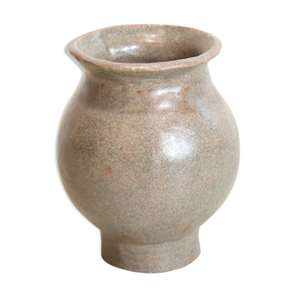 Ceramic vase