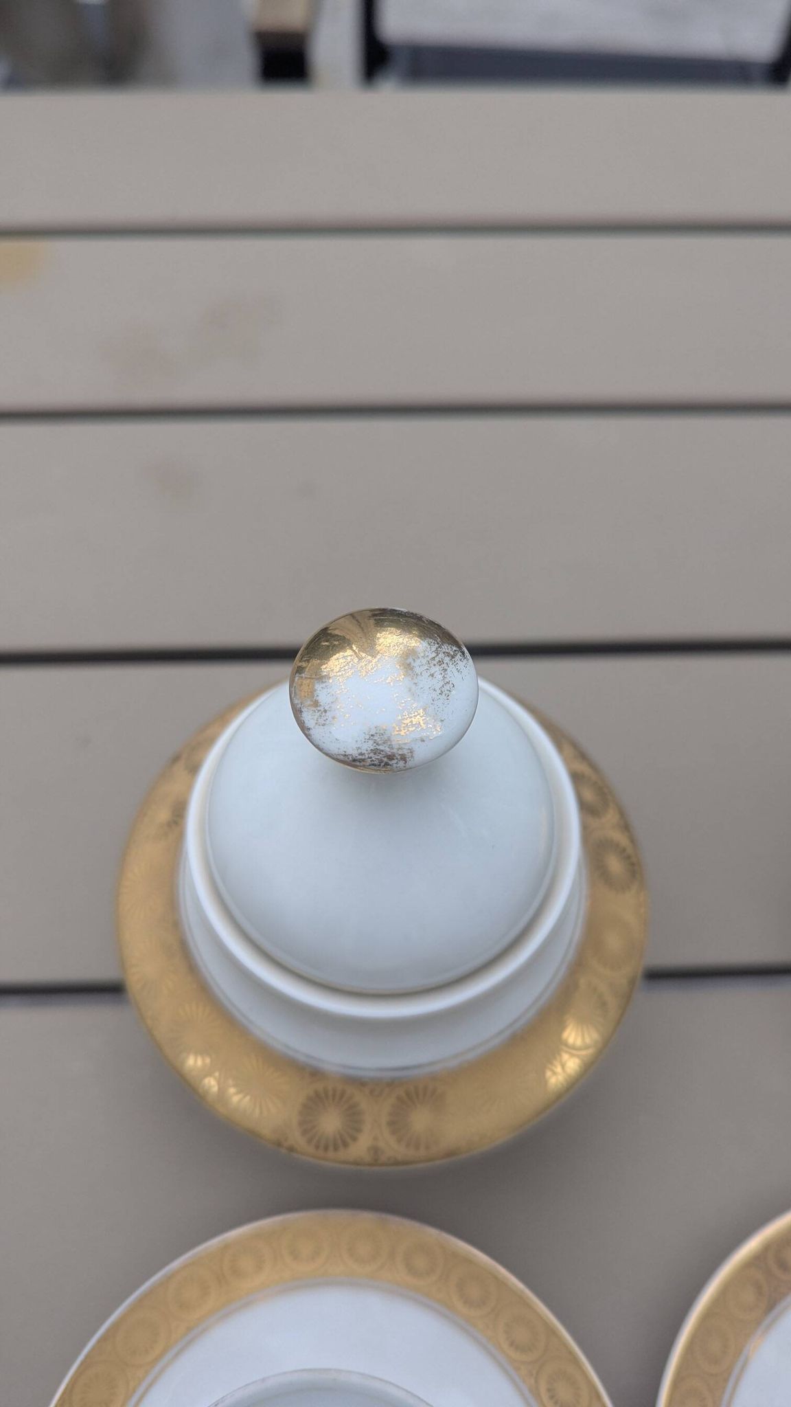 Coffee service – Vintage porcelain gilded with gold – Porcelena Silvestre