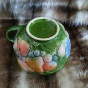 Tasse + soucoupe anciennes en barbotine