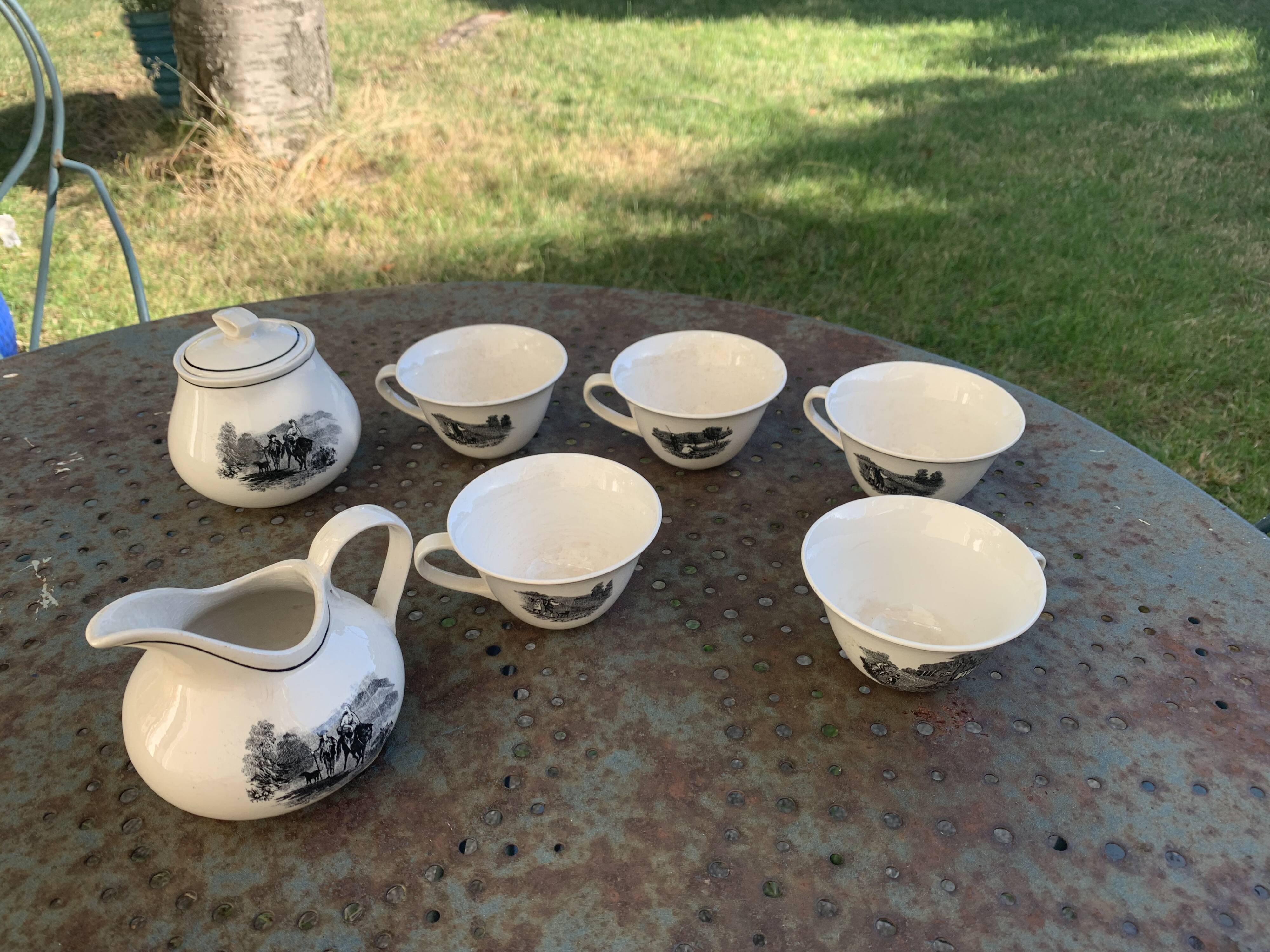 Coffee or tea service, earthenware with rustic motif, Keralux, Boch
