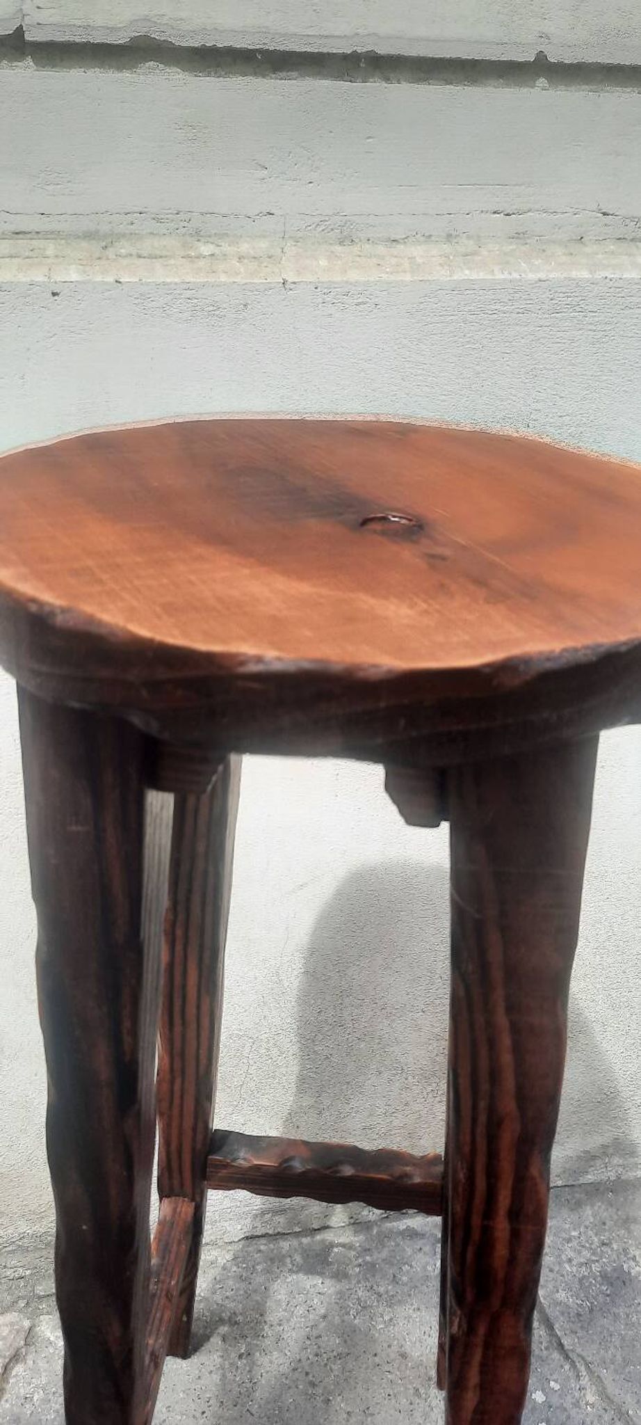 Tabouret de bar style brutaliste