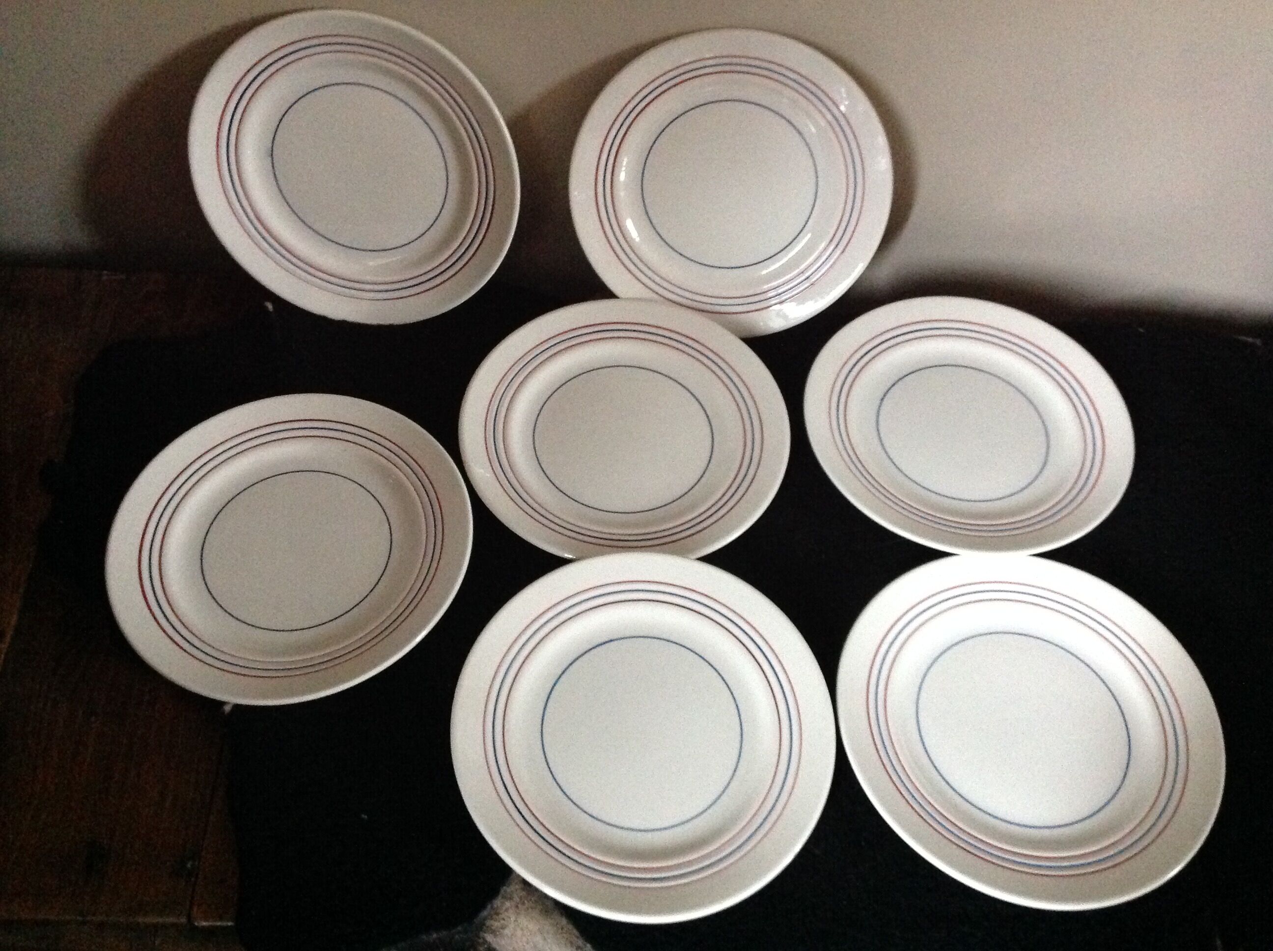 Série de 7 assiettes à dessert vintage