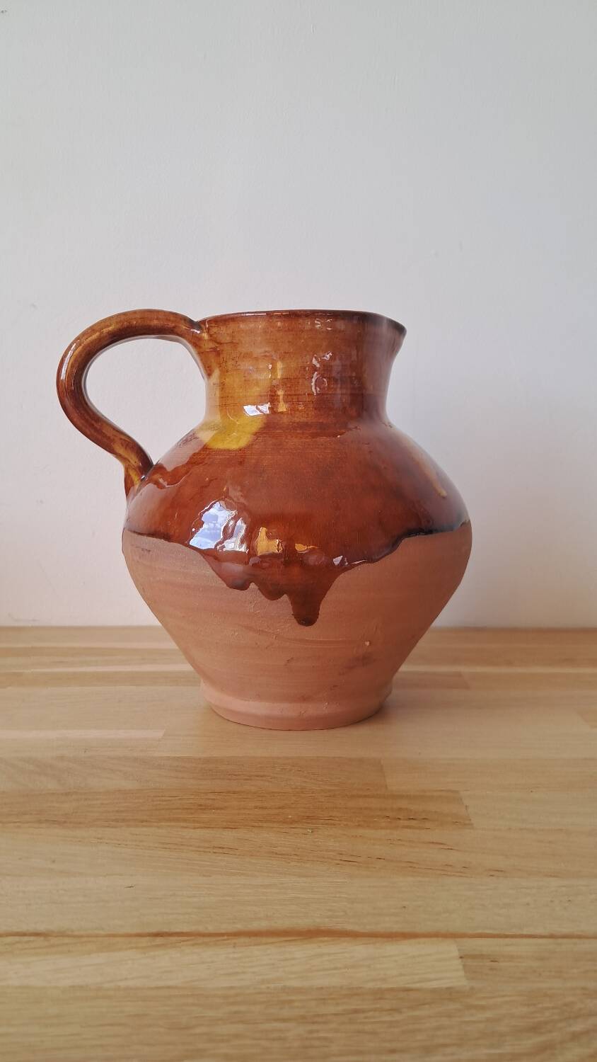 Glazed jug