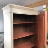 Mirror door cabinet
