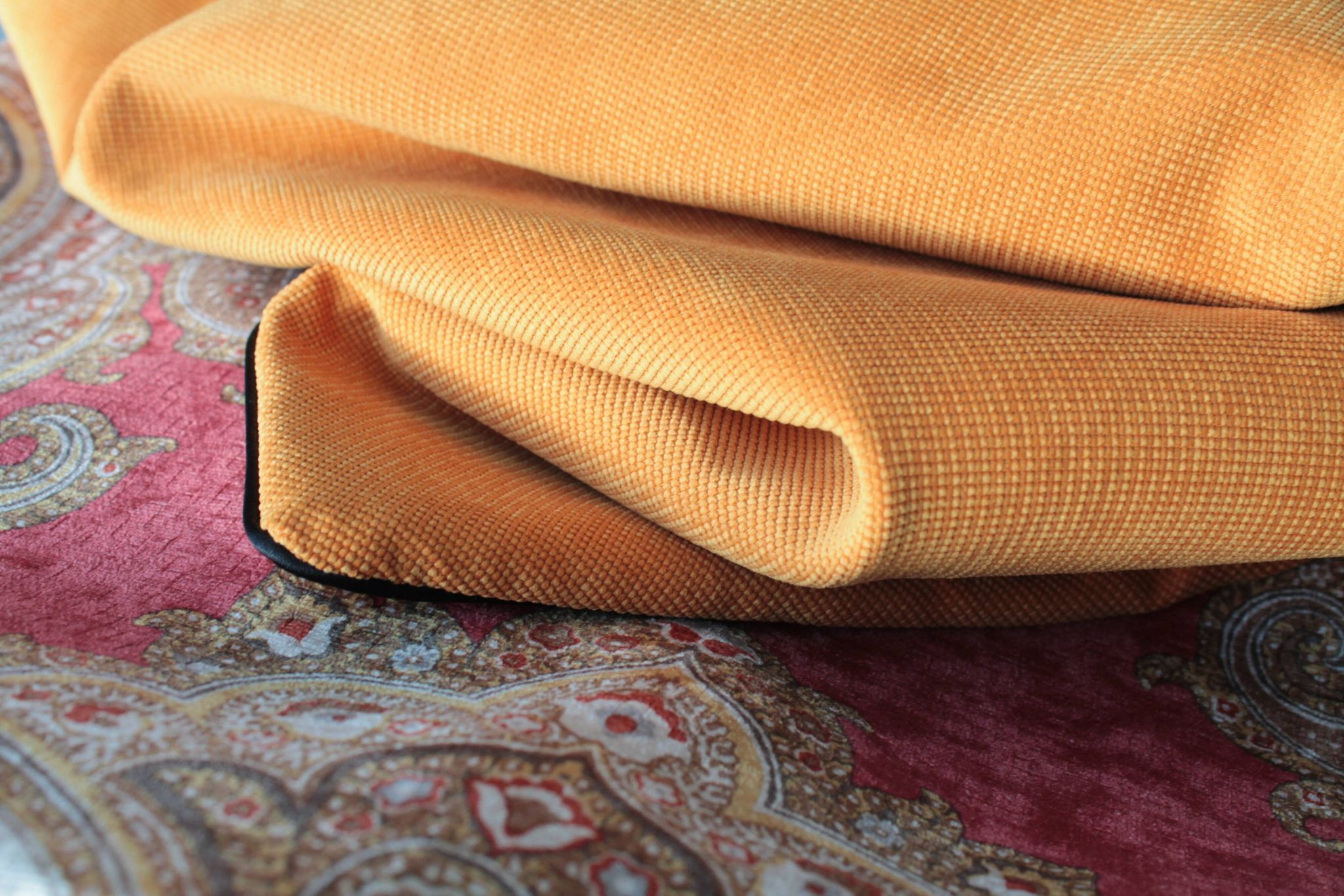 Bohemian chic velvet upholstery cushion with paisley pattern 60x40cm