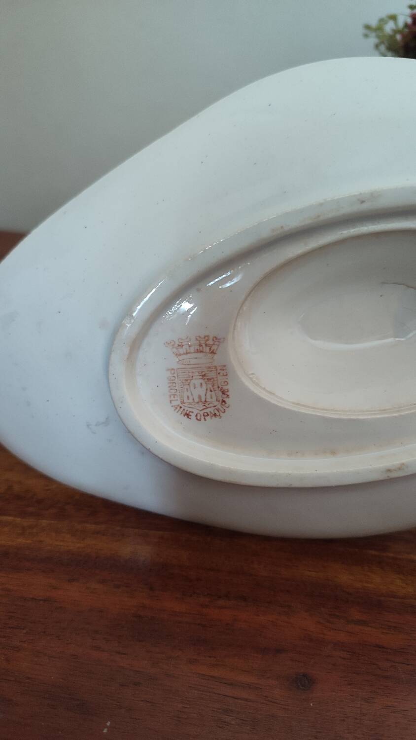 Gien opaque white porcelain gravy boat