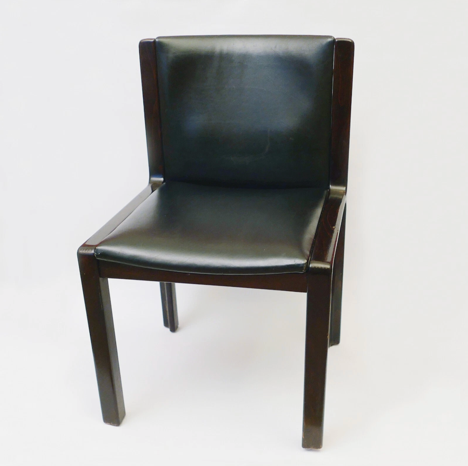 Chaise design scandinave  1960 en palissandre et cuir vintage des années 70