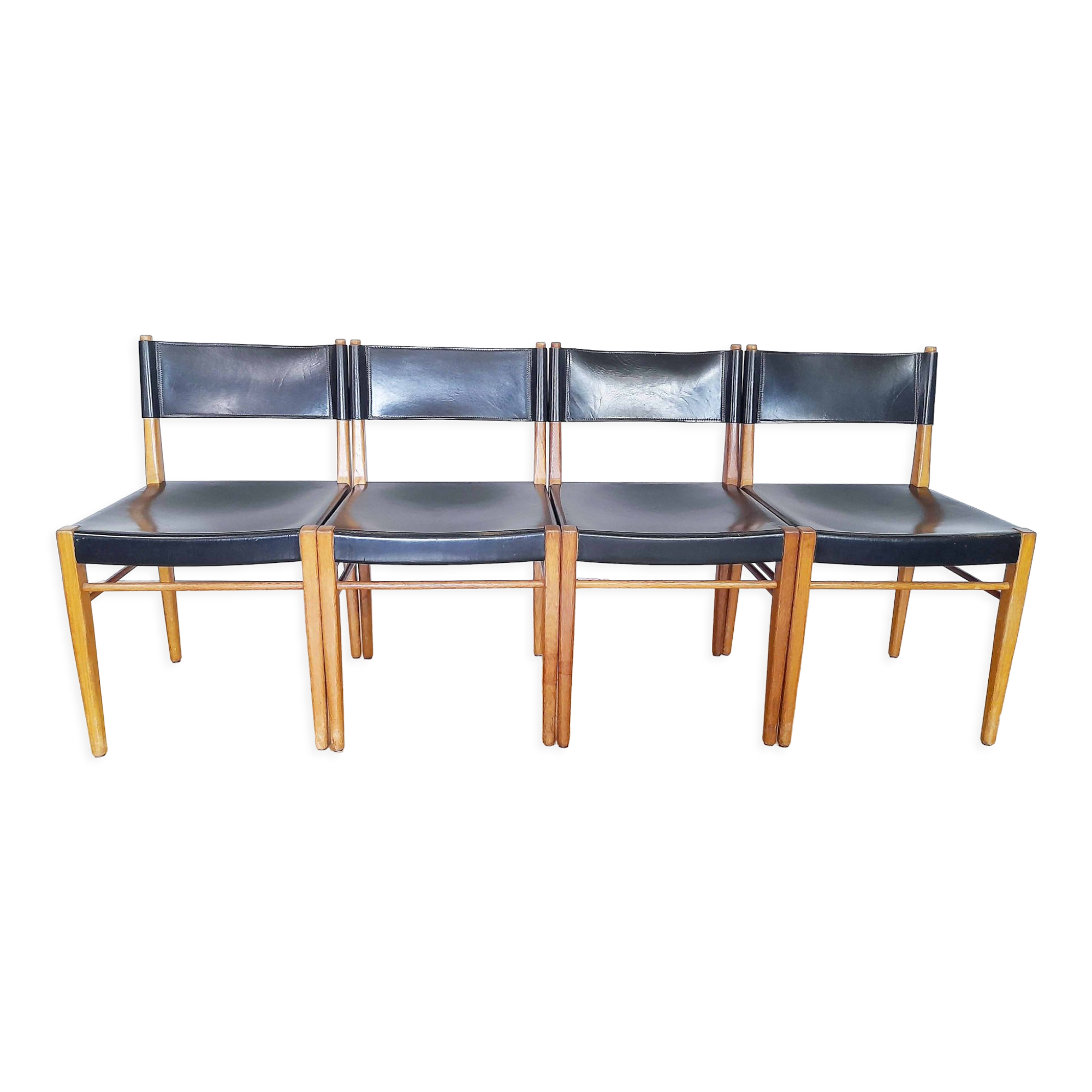 Set of 4 oak and leather chairs