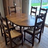 Table and 6 chairs in solid oak