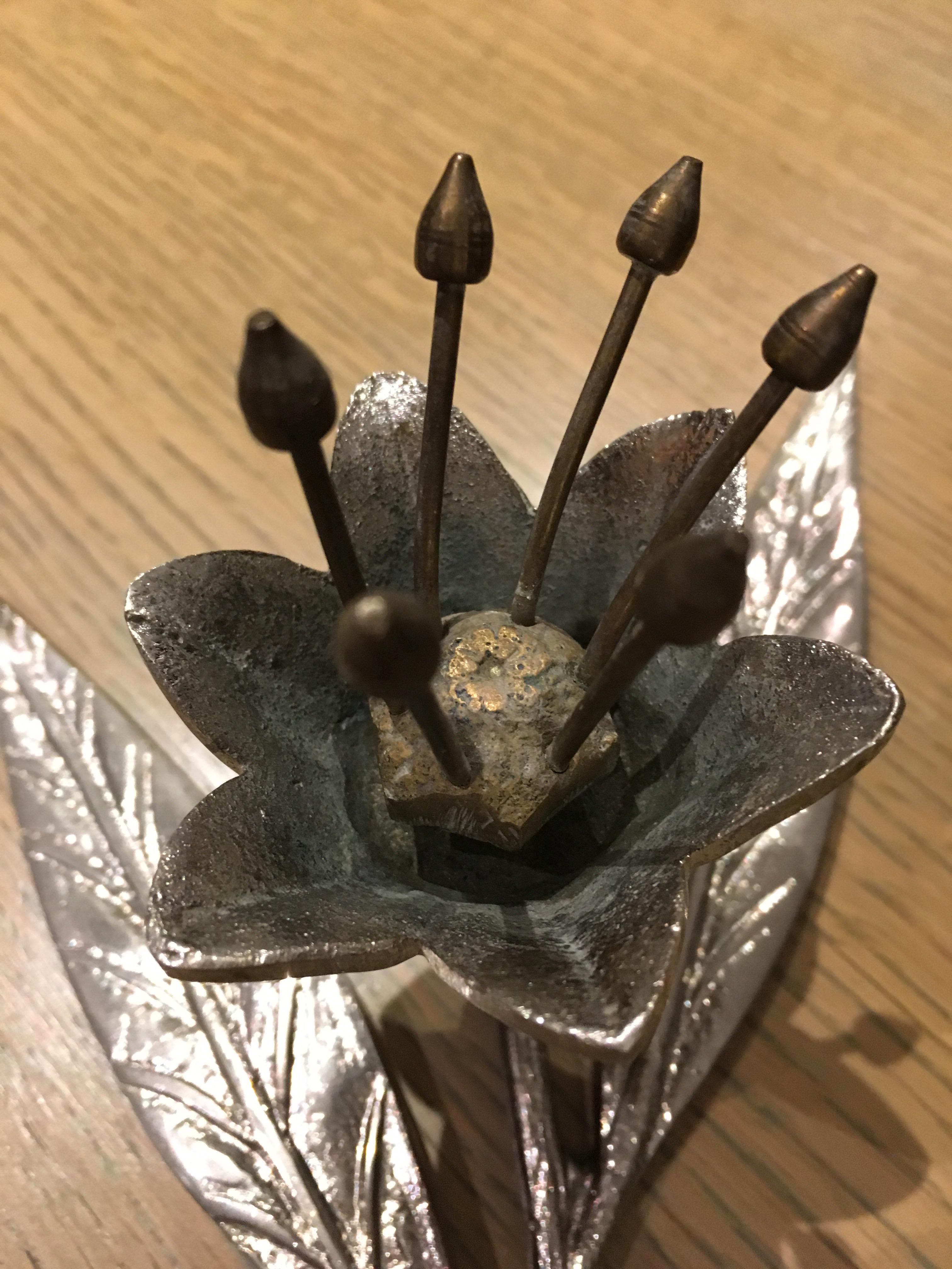 Vintage flower ashtray