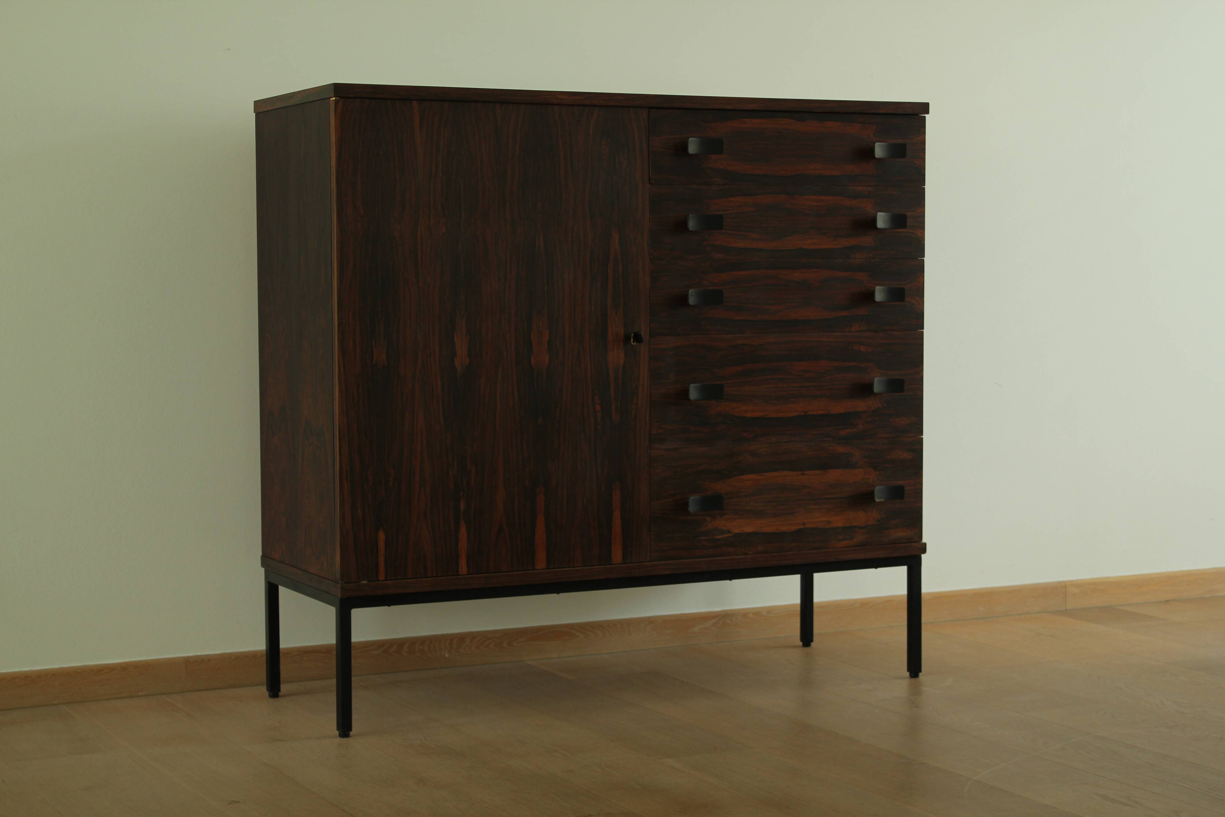 Commode d'Antoine Philippon et Jacqueline Lecoq pour Jules Degorr
