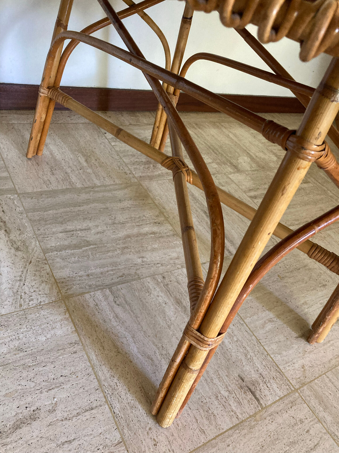 Vintage sun rattan oval coffee table