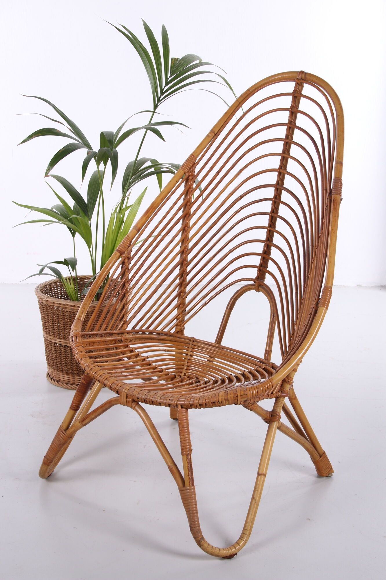 Vintage Dutch design rattan lounge chair Rohe Noordwolde