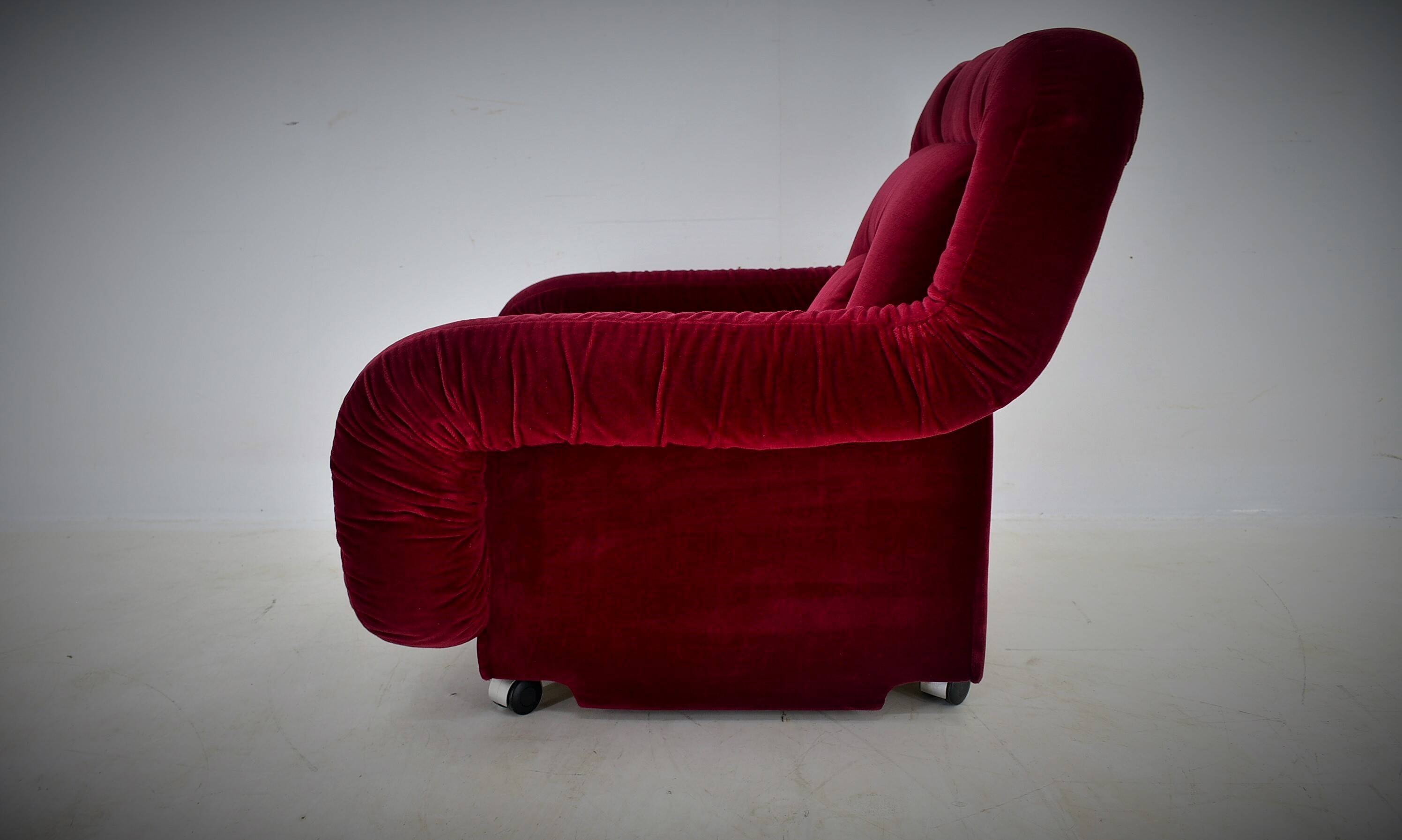Pair of rare mid-century lounge armchairs, Italy, 1970s