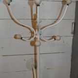 White patinated iron rotary coat holder
