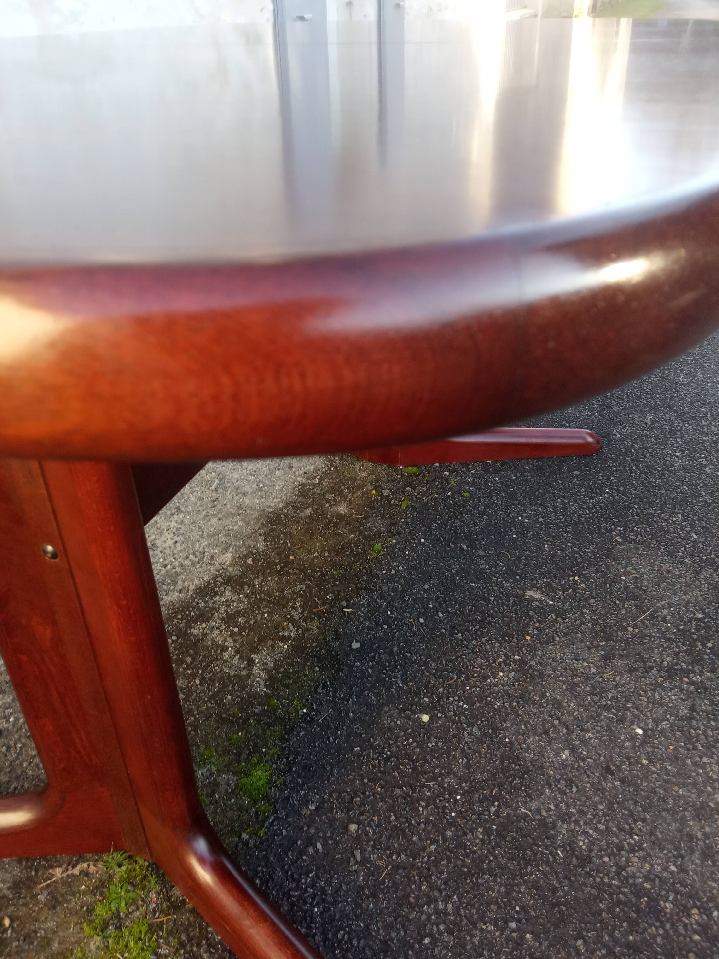Stretchy vintage table Skovby Denmark 60s