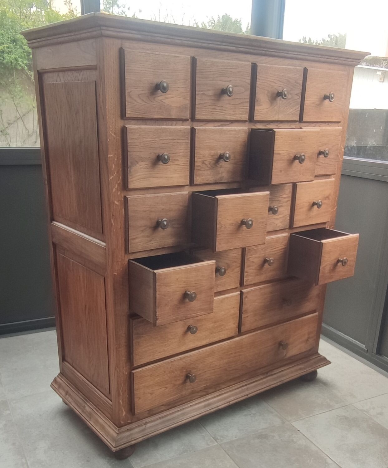 Meuble de métier en chêne 19 tiroirs