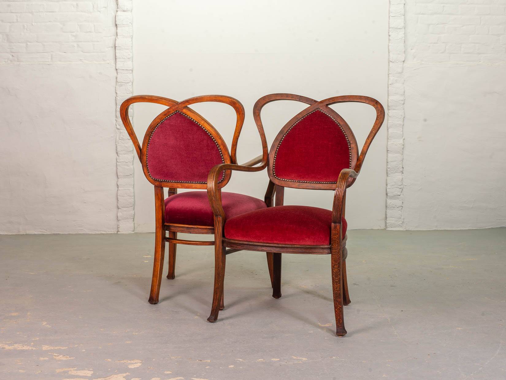 Red Velvet Heartshaped Wooden Vintage Design Side Chairs. Set of 2. 1950s