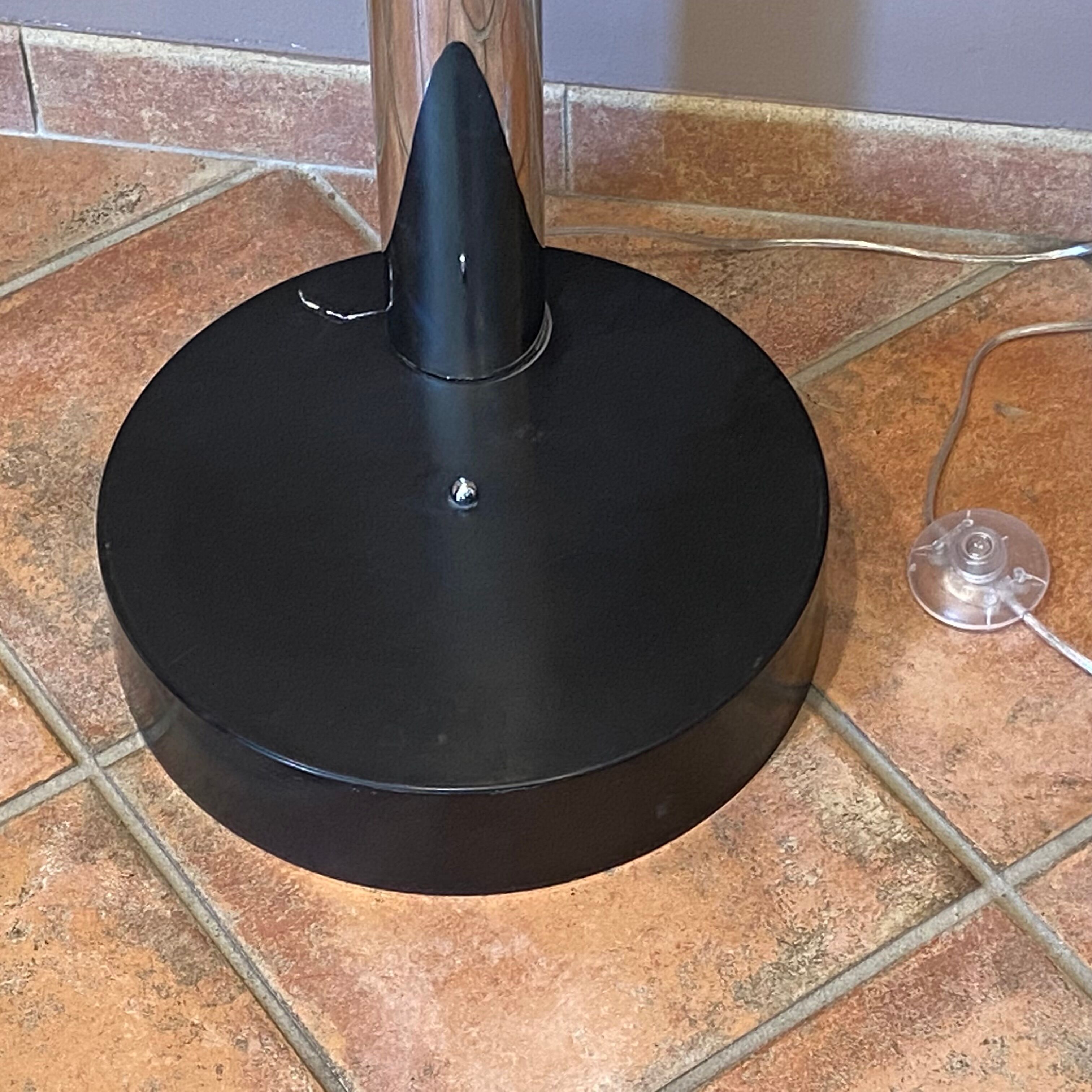 Floor lamp "muguet" 1970 Italy