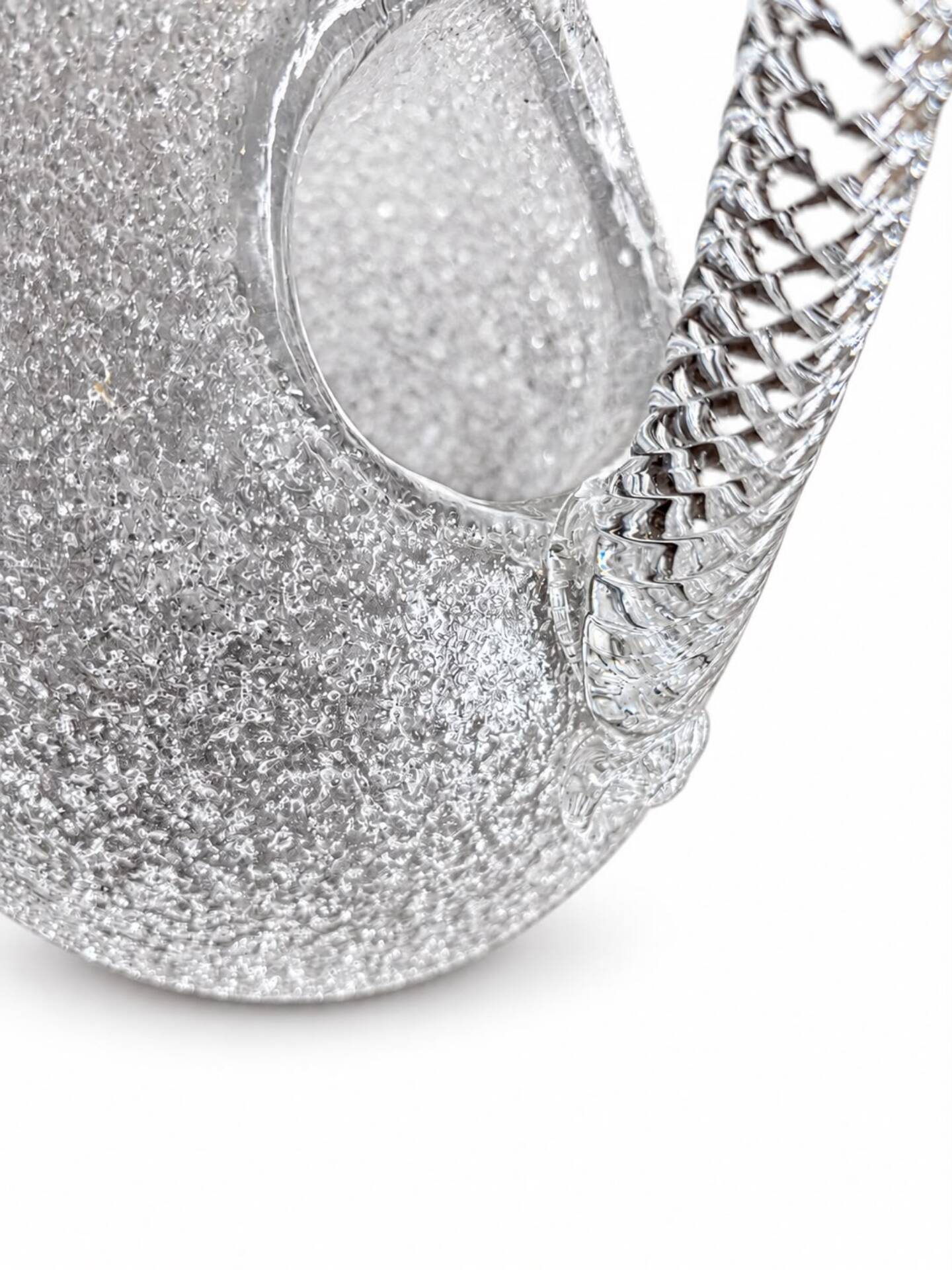Pichet à glace en cristal givré Baccarat.