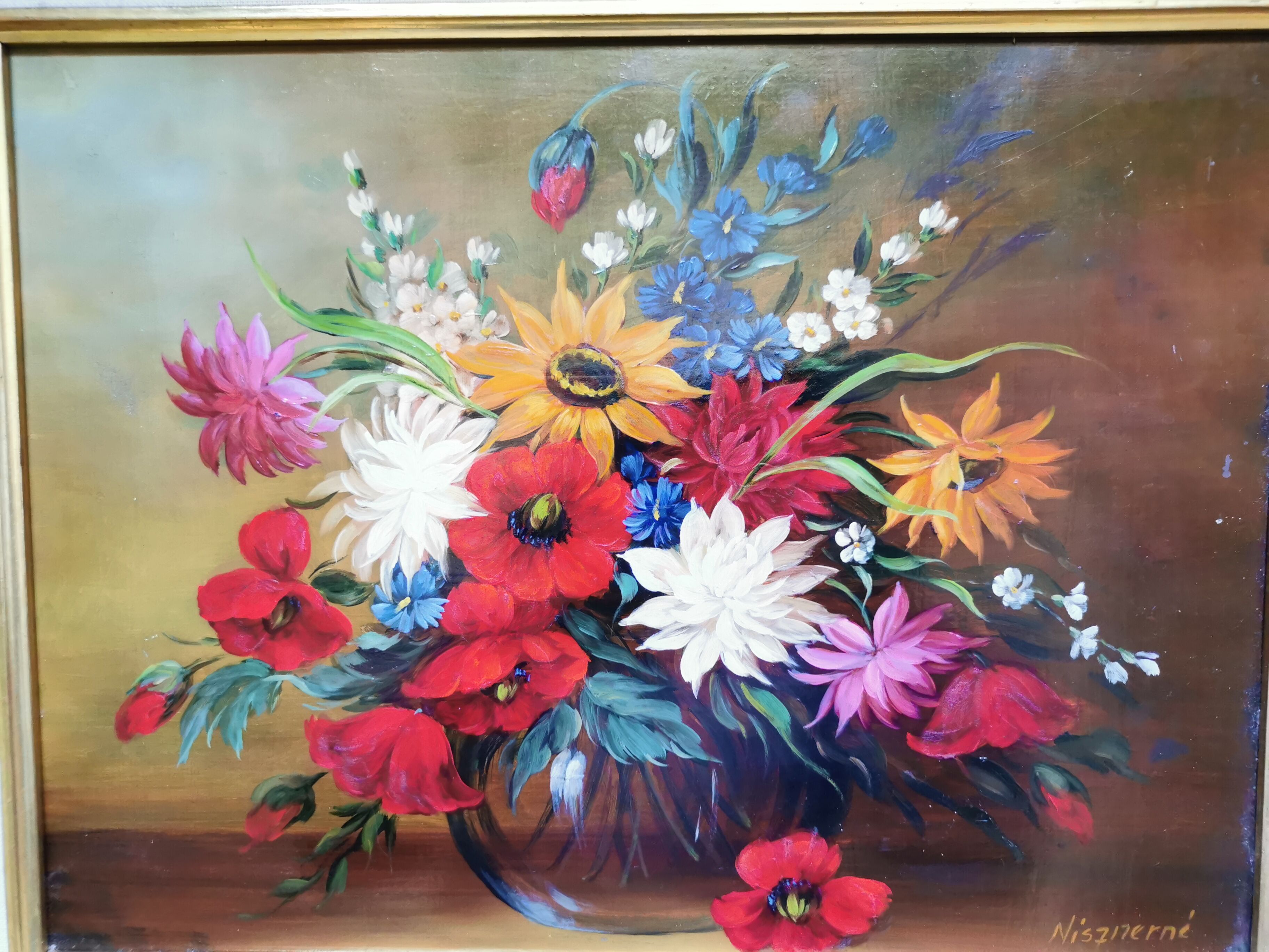 Painting bouquet of flowers in a vase