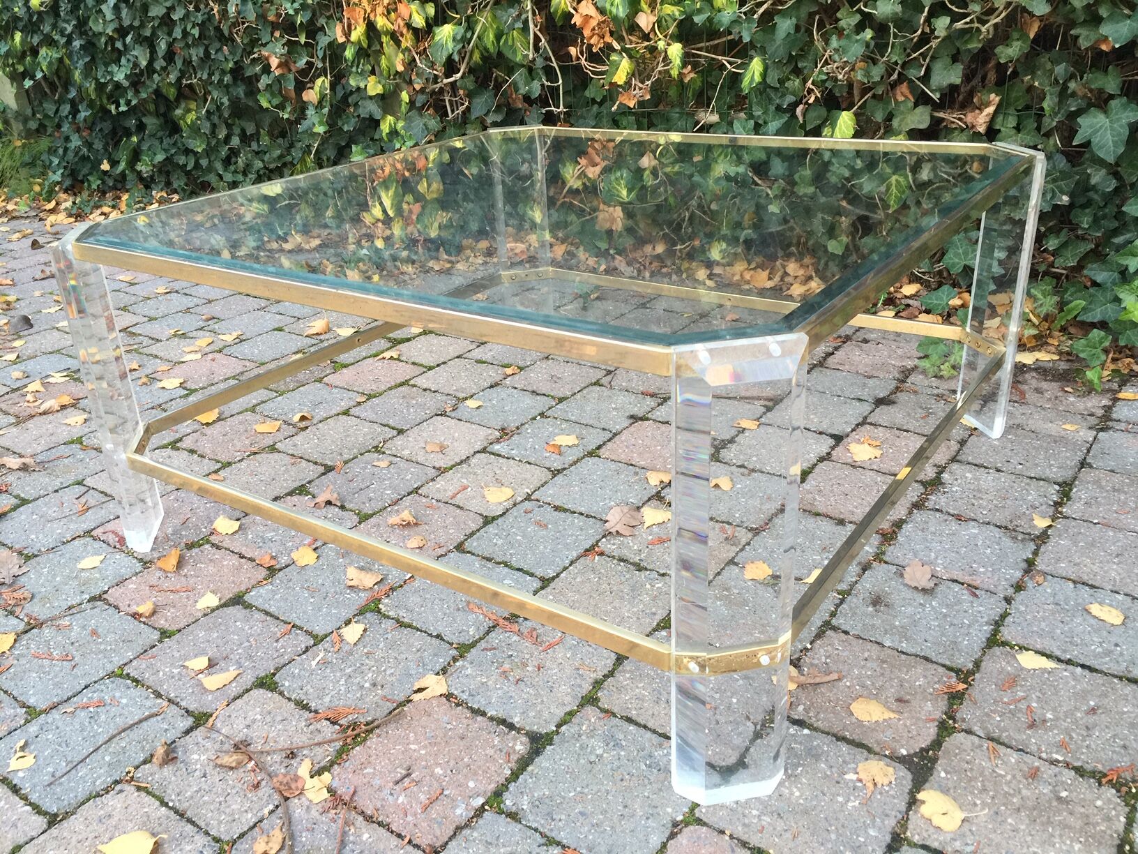 1970 lucite coffee table