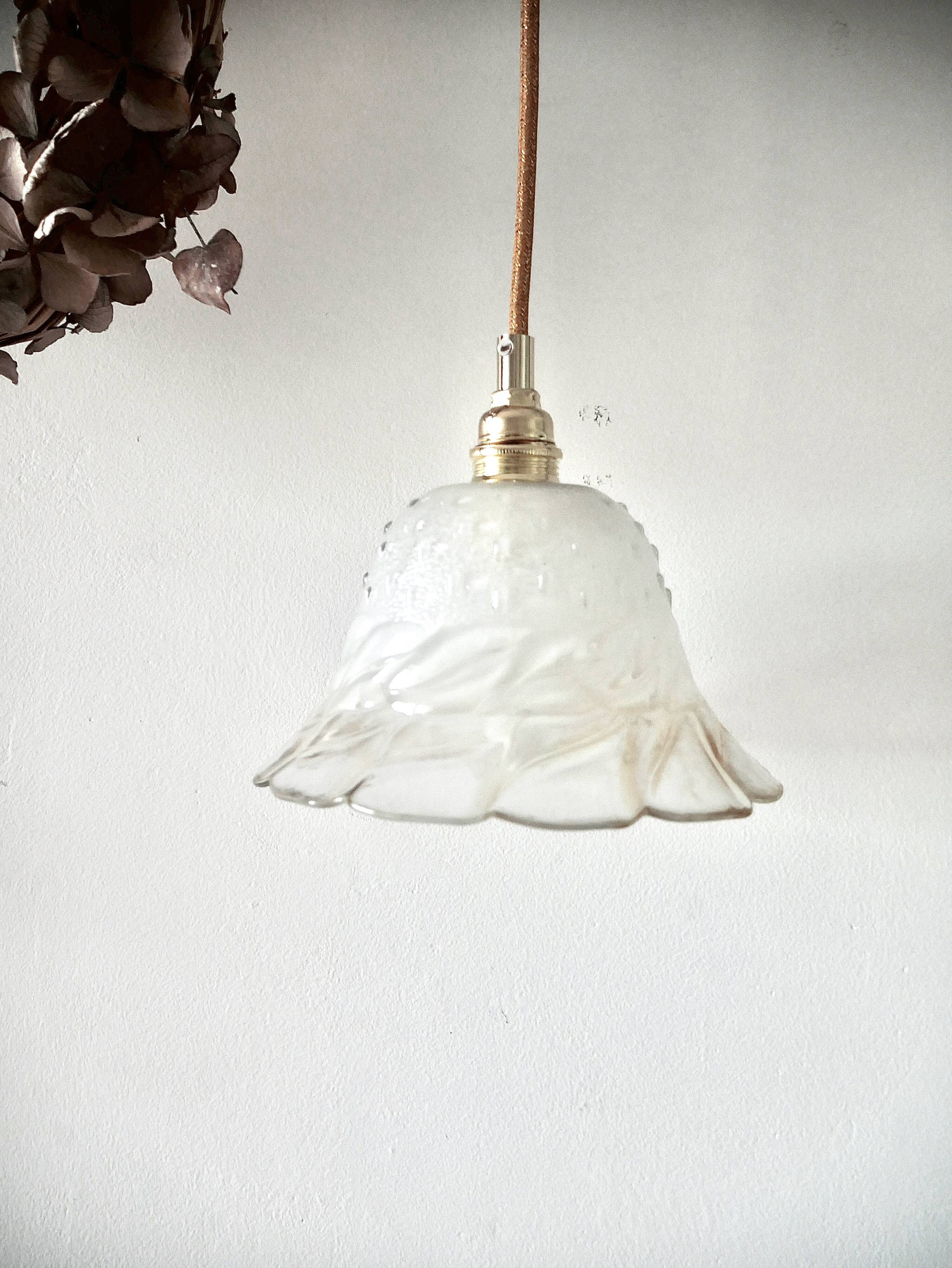 Old flying tulip walker