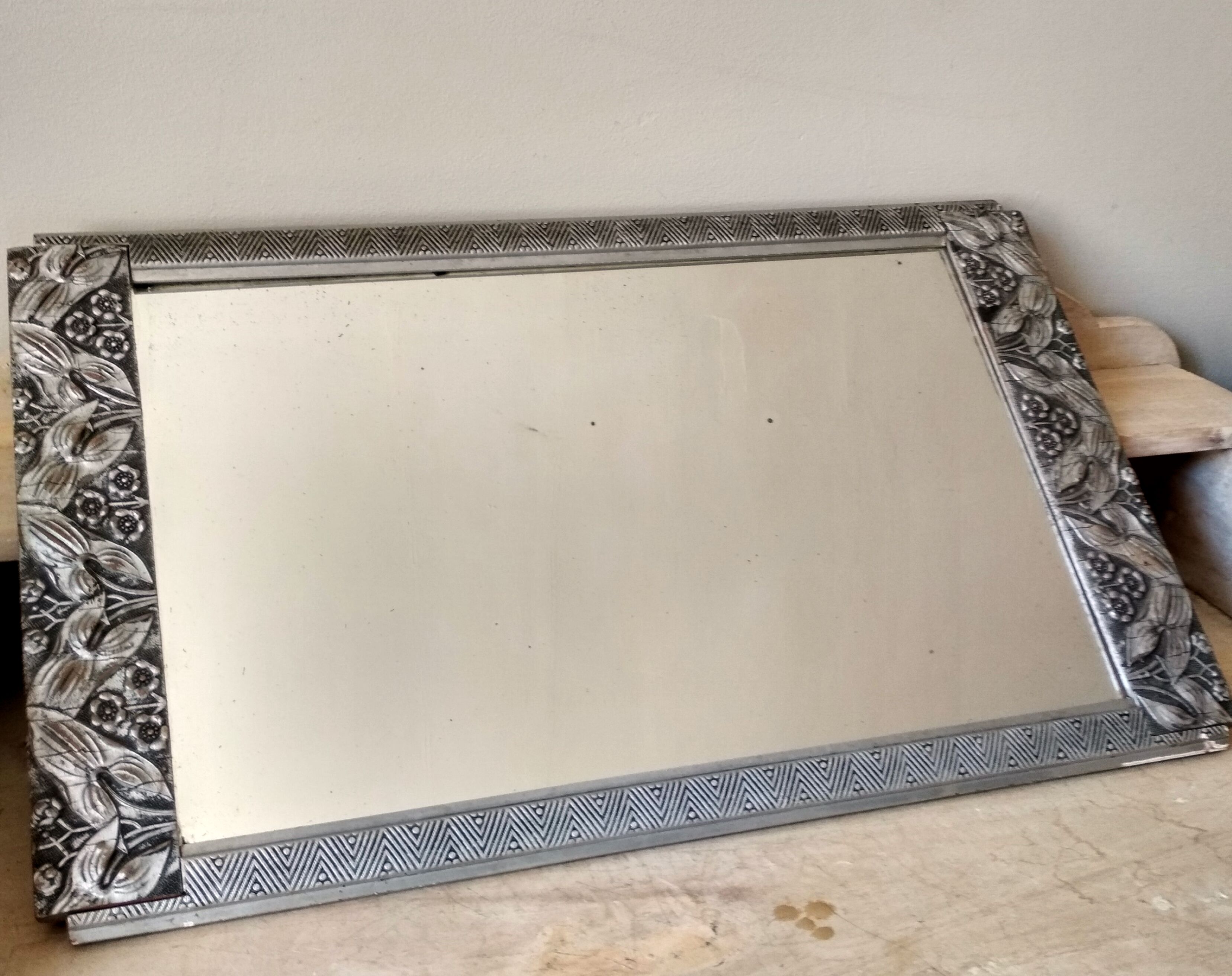 Mirror Art Deco silvered-frame wood and silver mouldings-rectangular ice years 1930 36x59cm